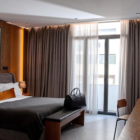 The Editor Hotel Athena Bagian luar foto